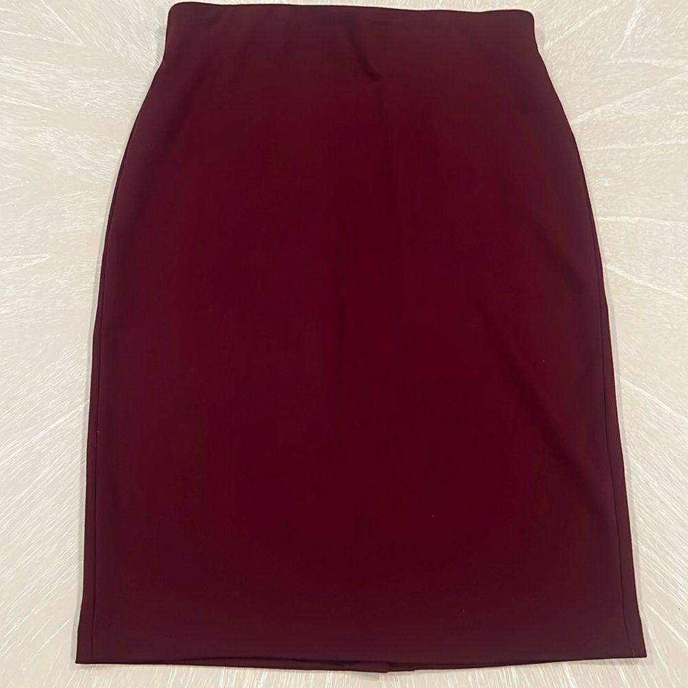 Premise Wine/Burgundy Skirt Size 8